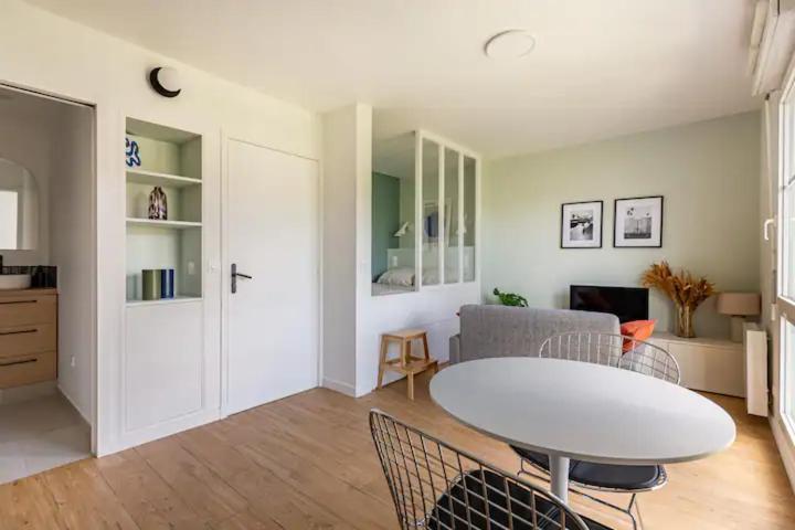 Charmant Appartement Calme Proche De Paris Saint-Denis  Kültér fotó